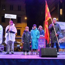 Defile nacija mladih skijaša