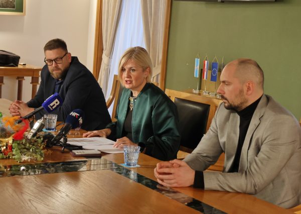 Konferencija za medije Rinčić, Vivoda i Milaković