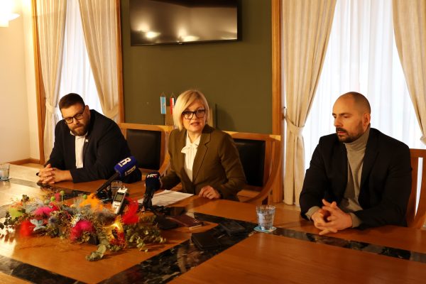 Rinčić, Milaković i Vivoda pred novinarima 