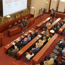 Sastanak gradonačelnika i načelnika PGŽ s ministrom demografije Šipićem