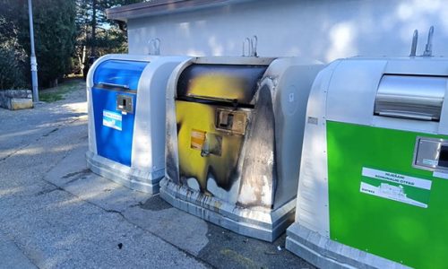 Vandaliziranje spremnika za otpad 1