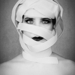 Elżbieta Wenda (Poland) - tangle of thoughts