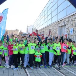 Manifestacija Trči i hodaj za jako srce na Molo longu
