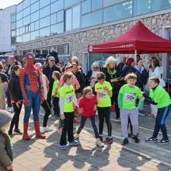 Manifestacija Trči i hodaj za jako srce na Molo longu