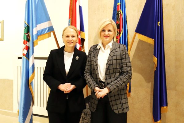 Zrinka Ujević i Iva Rinčić