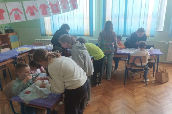 Veseli Uskrs na Pećinama
