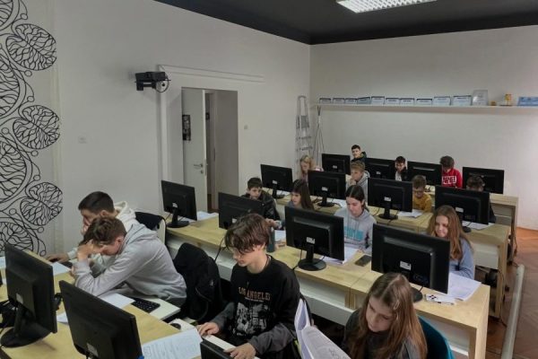 Budi plus plus državno natjecanje iz informatike