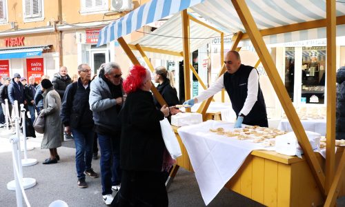 Marenda na Korzu uoči Uskrsa