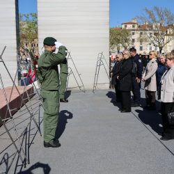 Polaganje vijenaca 35 godina Ajkula