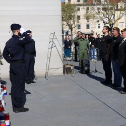 Polaganje vijenaca 35 godina Ajkula
