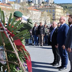 Polaganje vijenaca 35 godina Ajkula