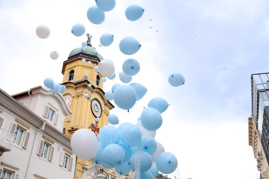 Puštanje plavih balona povodom Svjetskog dana svjesnosti o autizmu