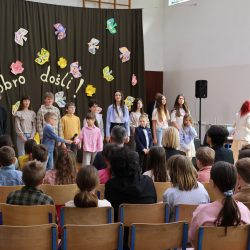 Slovenska predsjednica u OŠ Pećine