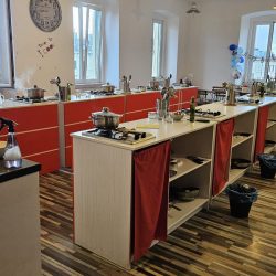 Kuhanjem do samopouzdanja Centar Tić