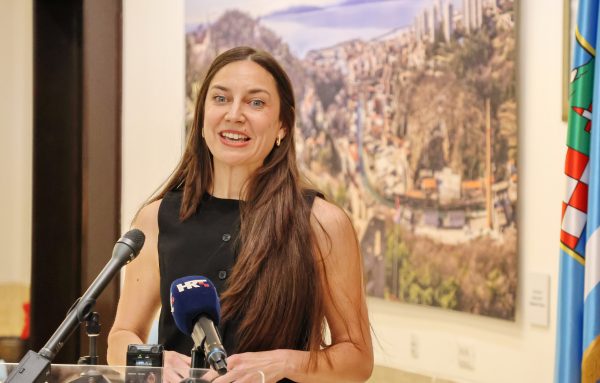 Potpisivanje ugovora OŠ Fran Franković