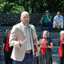 Proslava Dana antifašističke borbe na Tuhobiću