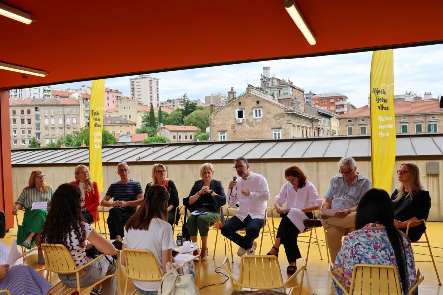 Riječka ljetna vibra press