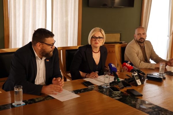 Rinčić, Vivoda i Milaković pred novinarima 2. lipnja