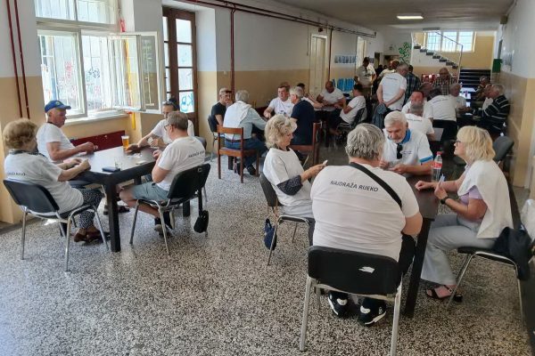 Sportski susreti mjesnih odbora