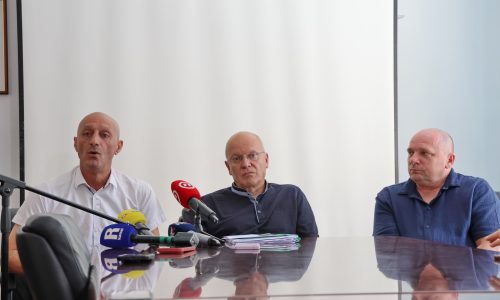 Čistoća press