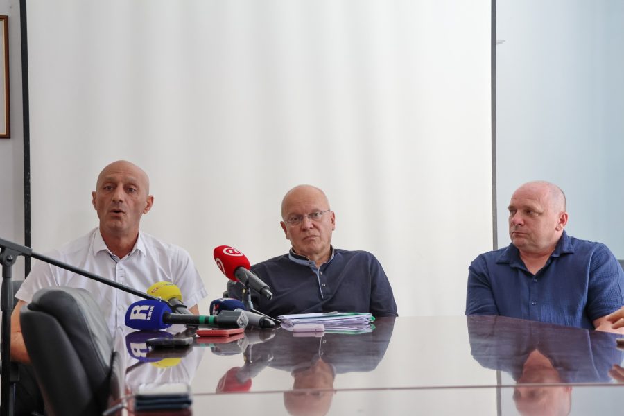 Čistoća press