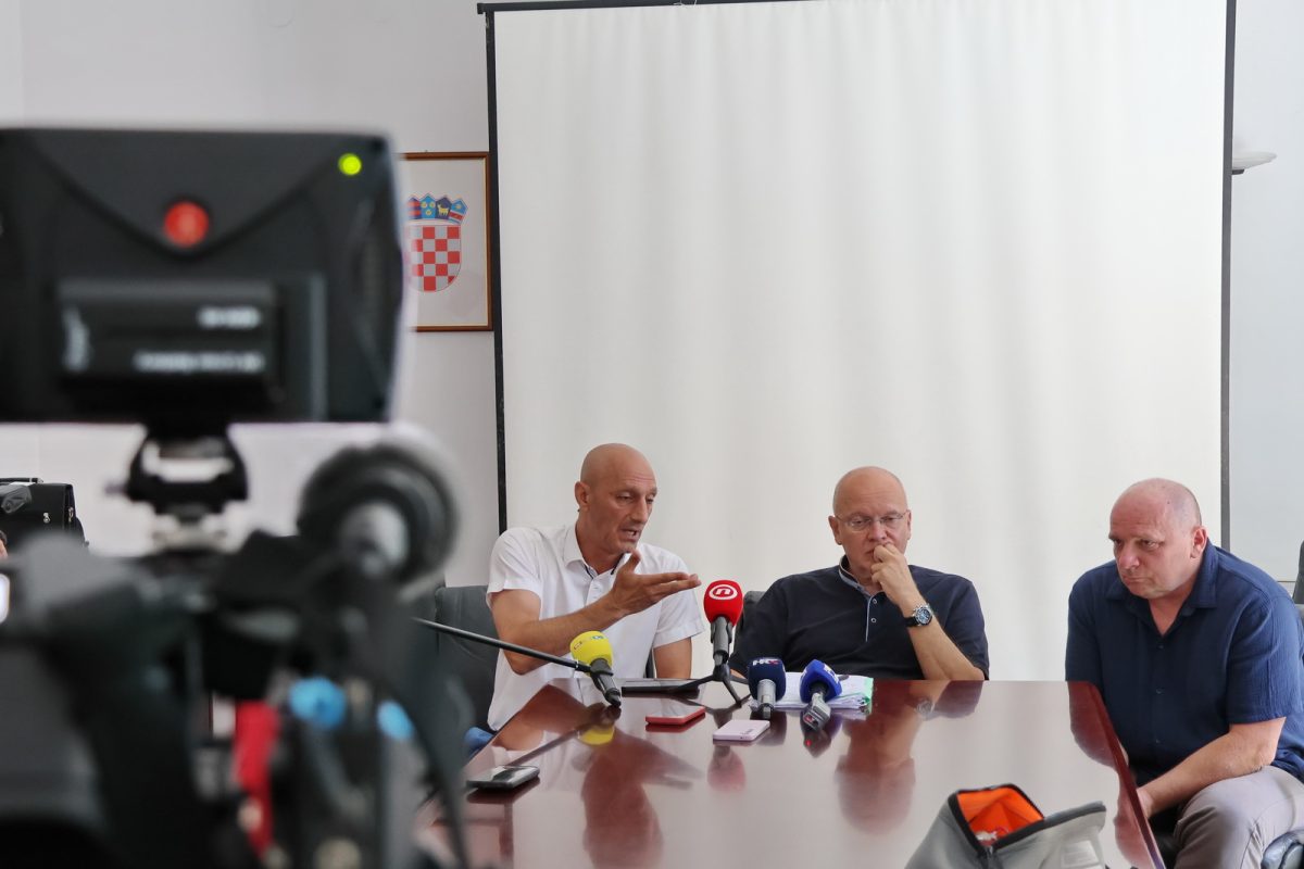 Čistoća press