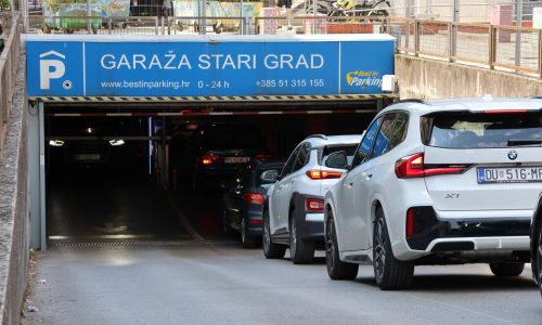 Garaža Stari grad