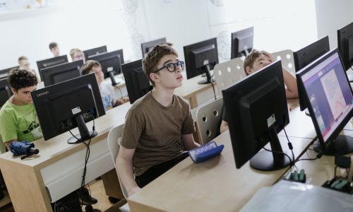STEM(AJMO!) - besplatne STEM radionice za djecu