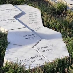 Na Trgu riječkih olimpijaca na Zametu obilježeni su Dan pobjede i domovinske zahvalnosti, Dan hrvatskih branitelja te 31. obljetnica Vojno-redarstvene operacije Oluja. U ime Grada Rijeke počast poginulim hrvatskim braniteljima polaganjem vijenaca i paljenjem svijeća odao je zamjenik gradonačelnice Vedran Vivoda, dok je izaslanstvo Primorsko-goranske županije predvodio zamjenik župana Robert Matić.