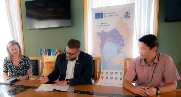 Potpisivanje Ugovora o dodjeli bespovratnih sredstava Općini Jelenje