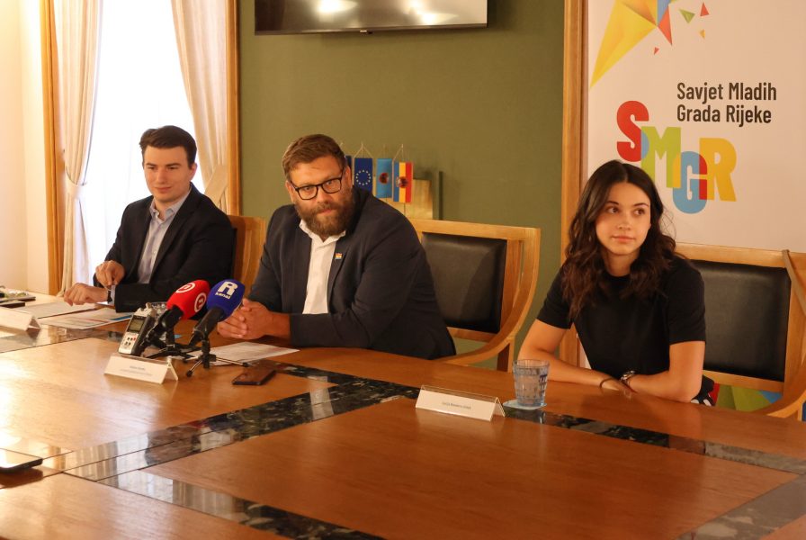Press konferencija Savjeta mladih grada Rijeke