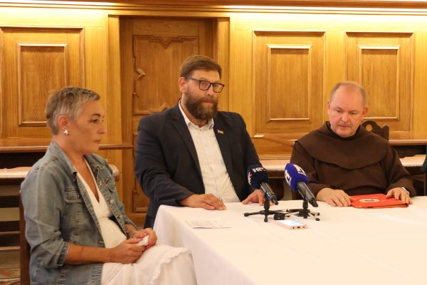 Proslava Vele Gospe na Trsatu najava