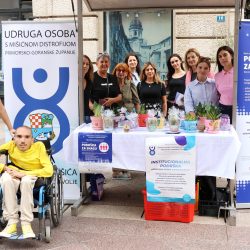 Udruga osoba s mišićnom distrofijom na Korzu