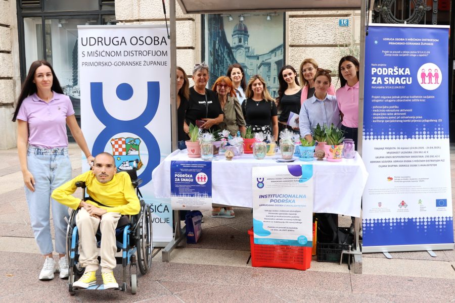Udruga osoba s mišićnom distrofijom na Korzu