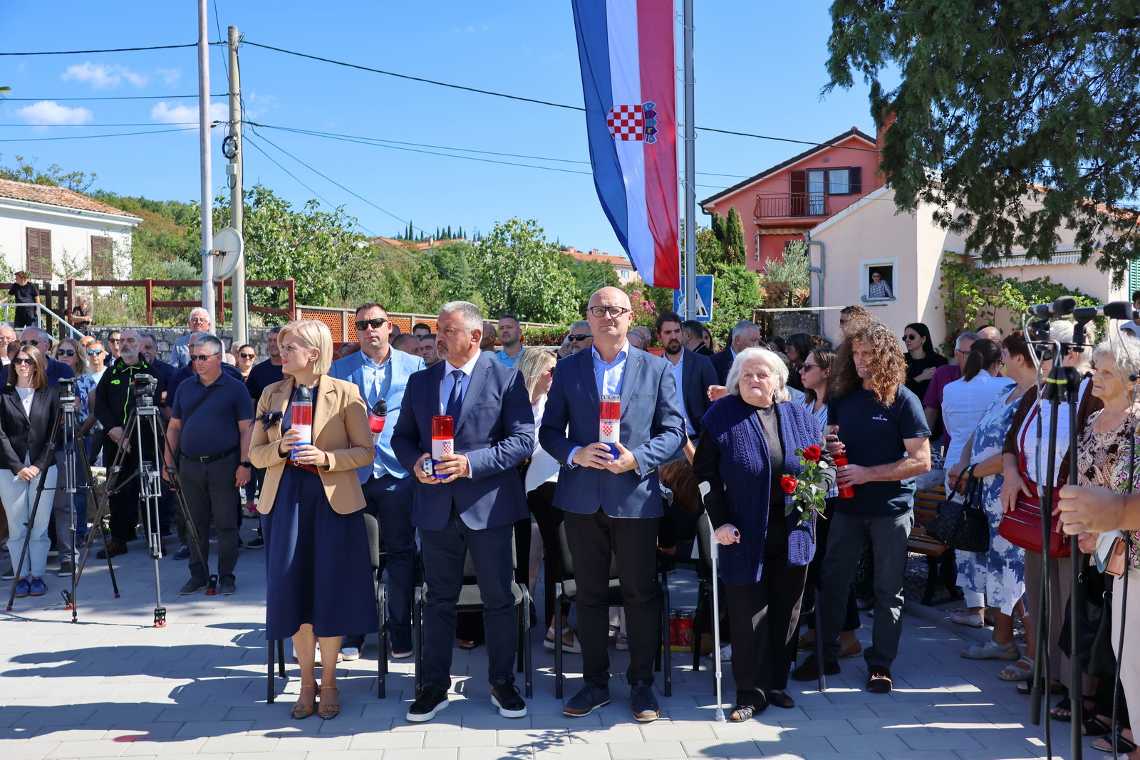 Otkrivanje spomen obilježja u MO Brašćine Pulac
