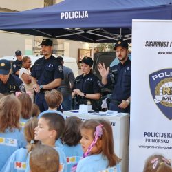 Policija pokazna vježba Korzo