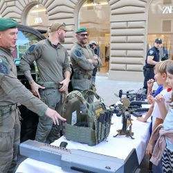 Policija pokazna vježba Korzo