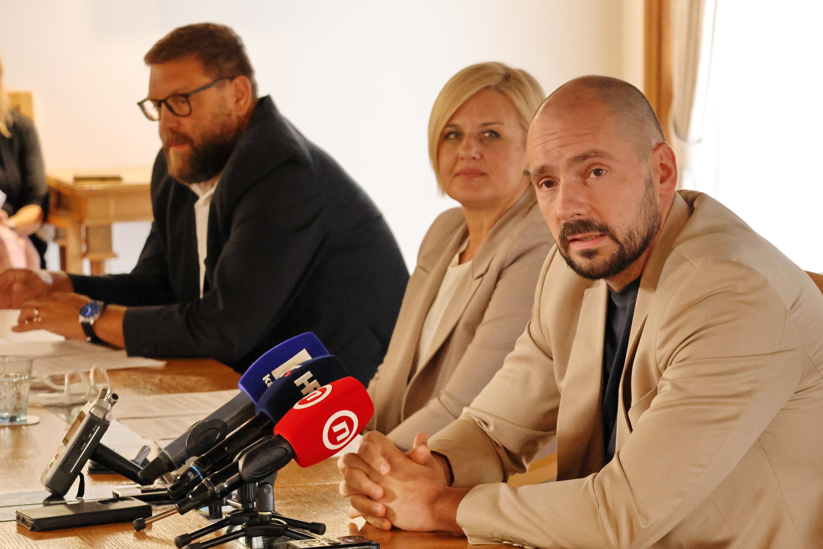 Redoviti press