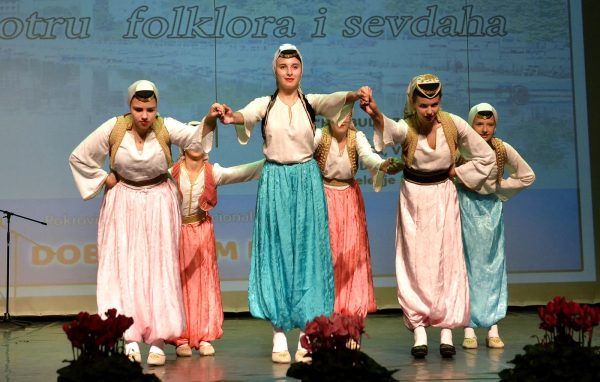 Smotra folklora i sevdaha u HKD-u